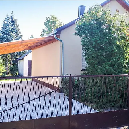 Zoeld Liget Vendeghaz * Balatonfenyves