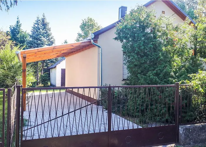 Zoeld Liget Vendeghaz * Balatonfenyves